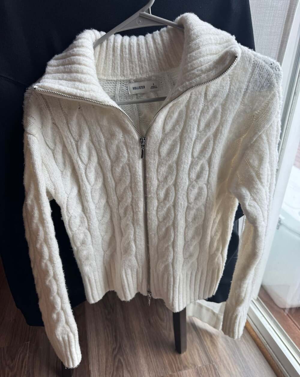 Hollister Cable Knit Zip Up Sweater Size S White
